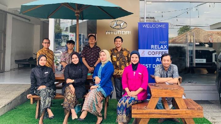 Tips Mengemudi Aman untuk Kartini Masa Kini Ala Hyundai Gowa