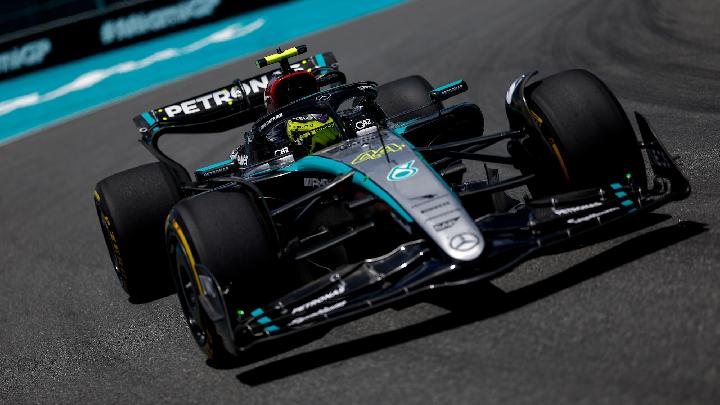 Lewis Hamilton Tercepat di P1 F1 Monako, Verstappen di Luar 10 Besar