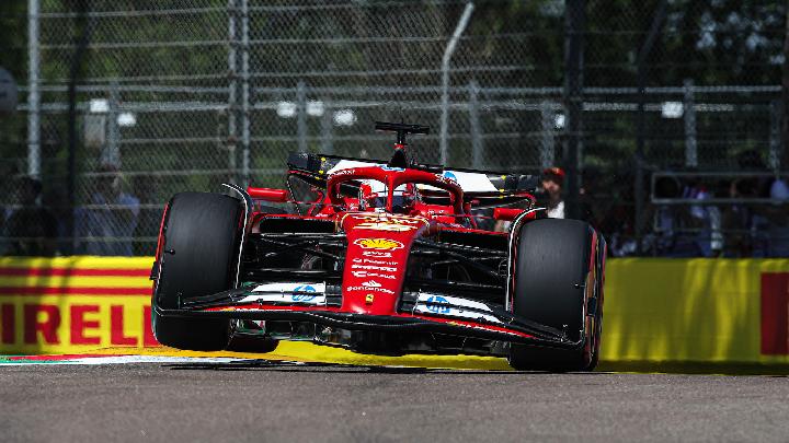 Pembalap Scuderia Ferrari HP Berpotensi Raih Podium di F1 Emilia Romagna&nbsp;2024