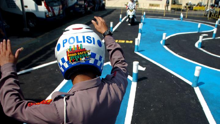 Ini Syarat Bikin SIM C1 untuk Pengendara Moge