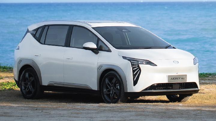 Mobil Listrik Aion Y Plus 7-Seater akan Datang Ke Indonesia