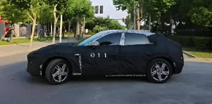 SUV Pertama Xiaomi Tepergok Uji Jalan, Dimensi Mirip Ferrari Purosangue