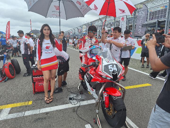 Astra Honda Racing Team Raih Podium di Race 1 ARRC Mandalika&nbsp;2024