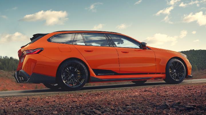New BMW M5 Touring Ditawarkan Tambahan M Performance Parts