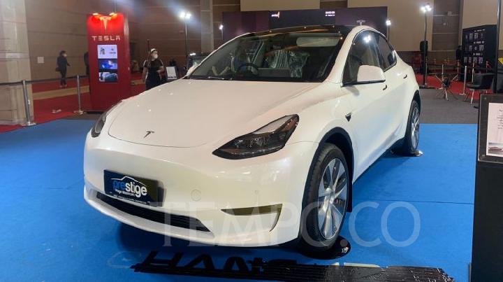 Tesla Berencana Bikin Model Y dengen 6 Seater, Produksi Mulai Akhir 2025